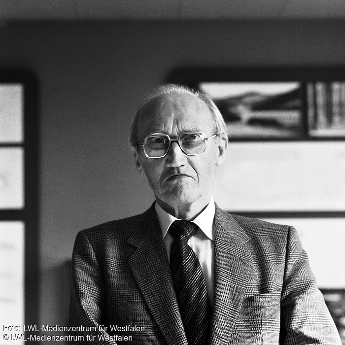 Prof. Wilhelm Winkelmann, ab 1944 Archäologe im Westfälischen Landesmuseum für Vor- und Frühgeschichte, anschließend Grabungsleiter	© LWL-Medienzentrum für Westfalen